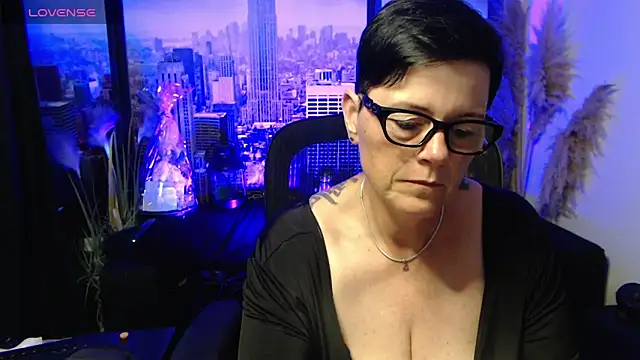 ninarandmann live cam on StripChat