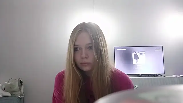 KarinaBestie webcam