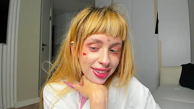 FlowerOfSin2001 webcam