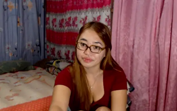 onlymaes_19 webcam