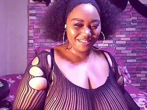 BustySavita webcam