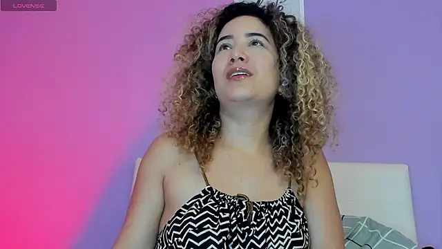 Charlotte11-11 webcam