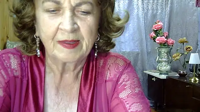 Emma52610 webcam