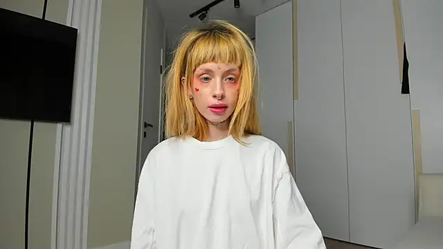 FlowerOfSin2001 webcam