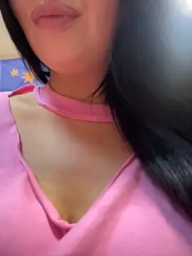 tisha_busty (F milf) - risky make me CUM right on SEAT in KFC🤤