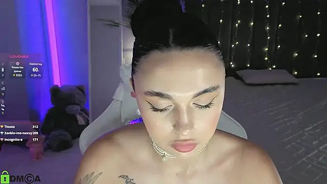 Leri_Star live cam on StripChat