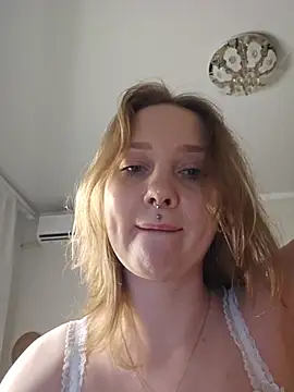 ooopsitscandy live cam on StripChat