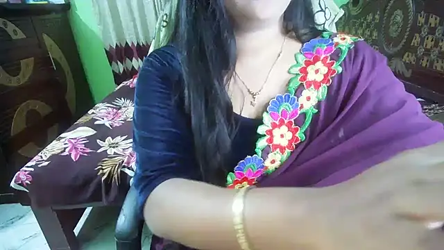 BengaliQueenStar webcam