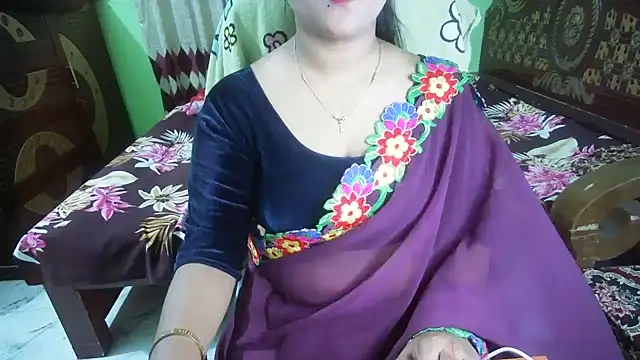 BengaliQueenStar webcam