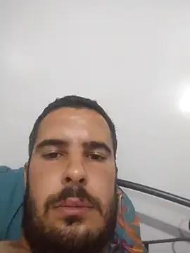 MaroonToil webcam