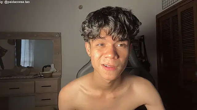 OopsAgain_ webcam
