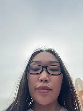 trytomakememoam webcam