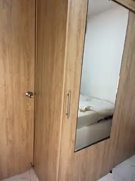 emily-Hornyy webcam
