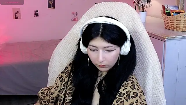 Vanessa_LimX webcam