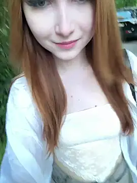 marlboroweb (F teen) - flash my bra + squeeze boobs