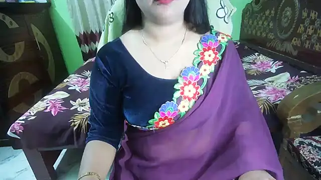 BengaliQueenStar webcam