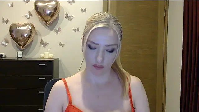Wild_Silk_Desire webcam