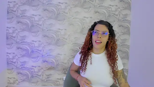 Pamelamiler__ webcam