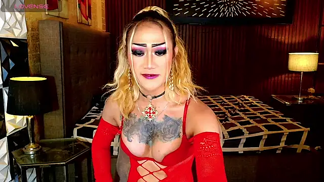 HorseCockDivine webcam