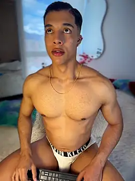 Troye_Williams webcam