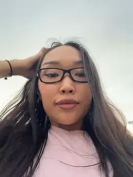 trytomakememoam webcam