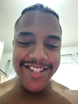 alejandromartinez18 webcam