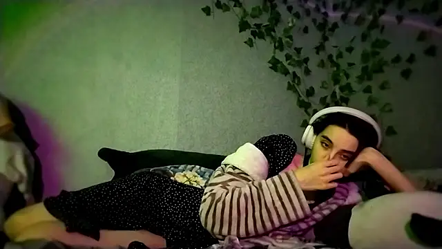 NightFoxxx webcam