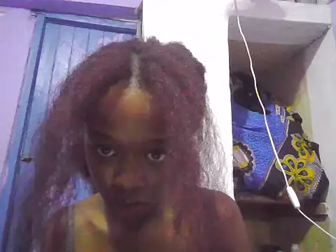 Dark_chocolatepythia webcam