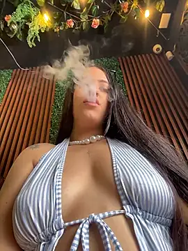 ArianaBlum webcam