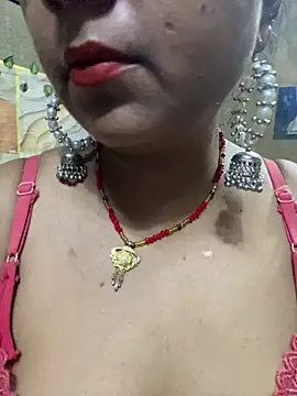 Meera_xxx webcam