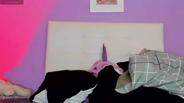 Charlotte11-11 webcam