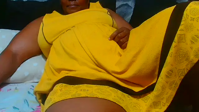 AfricanBigAssxx98 webcam