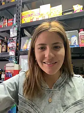 Andrea_19blonde webcam