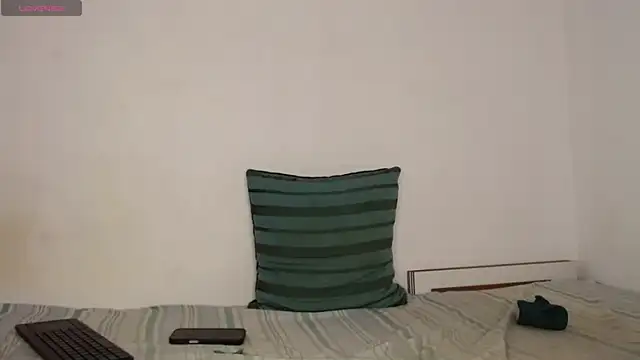Monkey_uchiha777 webcam