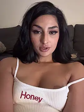 Mia_spicyy webcam
