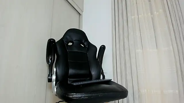 Biscuit_oliva webcam