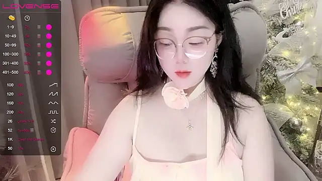 Monica-666888- webcam
