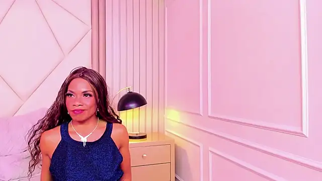 LailaDavidson webcam