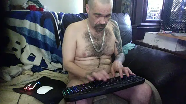 KinkyTOMan webcam
