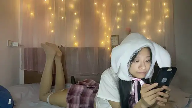 shy_pink_doll webcam
