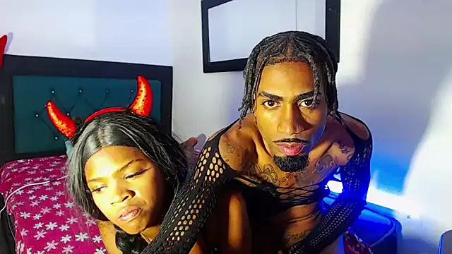your_blackk webcam