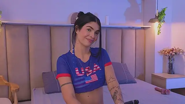 iam-molly webcam
