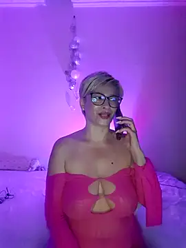 LunaBlaise webcam
