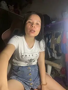 Ivy_Trix2 webcam