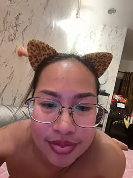 Ponthip webcam