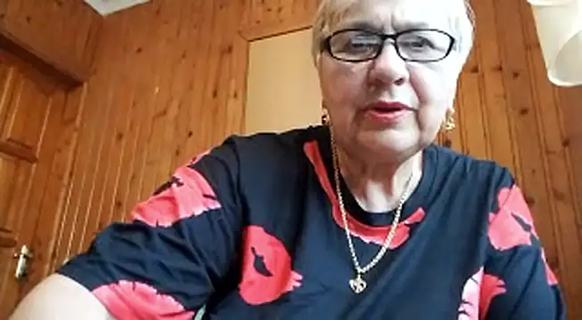 SweetCherry27 webcam