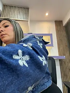 isabella_horney_ webcam