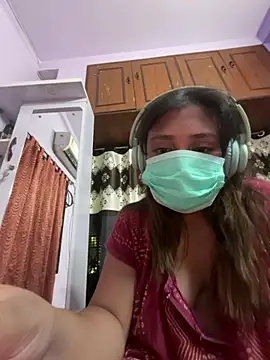 Yourhornynightmare webcam