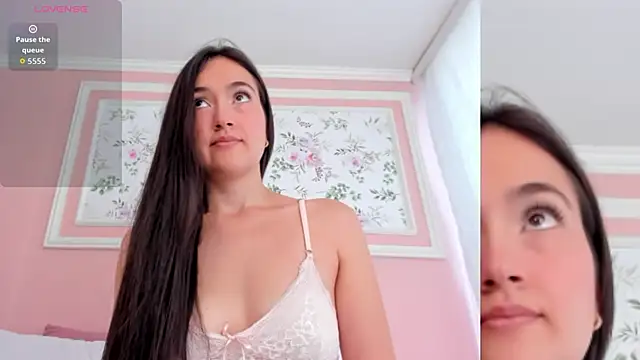 alma_sweeet webcam