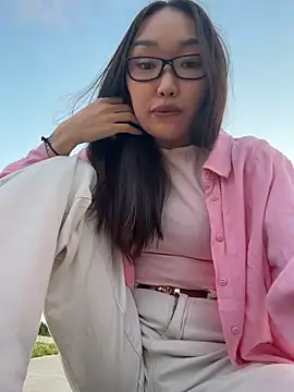 trytomakememoam webcam